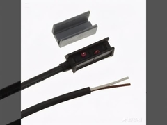 Συναρμολόγηση καλωδίου με χύτευση Herth+Buss για φάρο περιπολικού οχήματος